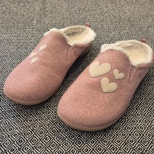 Spenco Women's Pink W/ Hearts Slippers Size 10